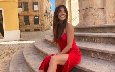 Friday T&A: Heterochromia Edition